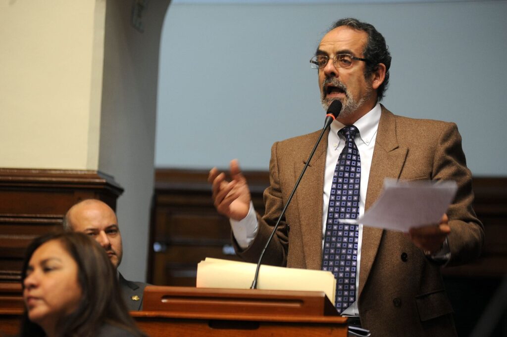 Javier Diez Canseco